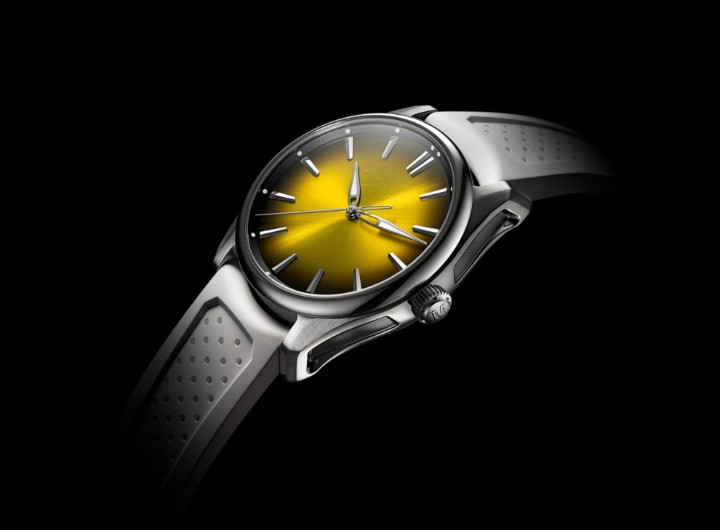 Obrázok z H. Moser & Cie Pioneer Centre Seconds Sunny-Side Up