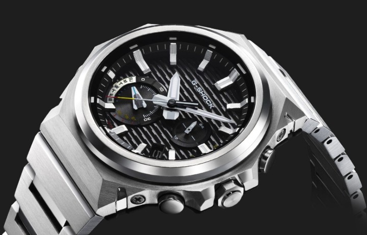 Obrázok z Casio G-Shock G-Steel Carbon Core Guard