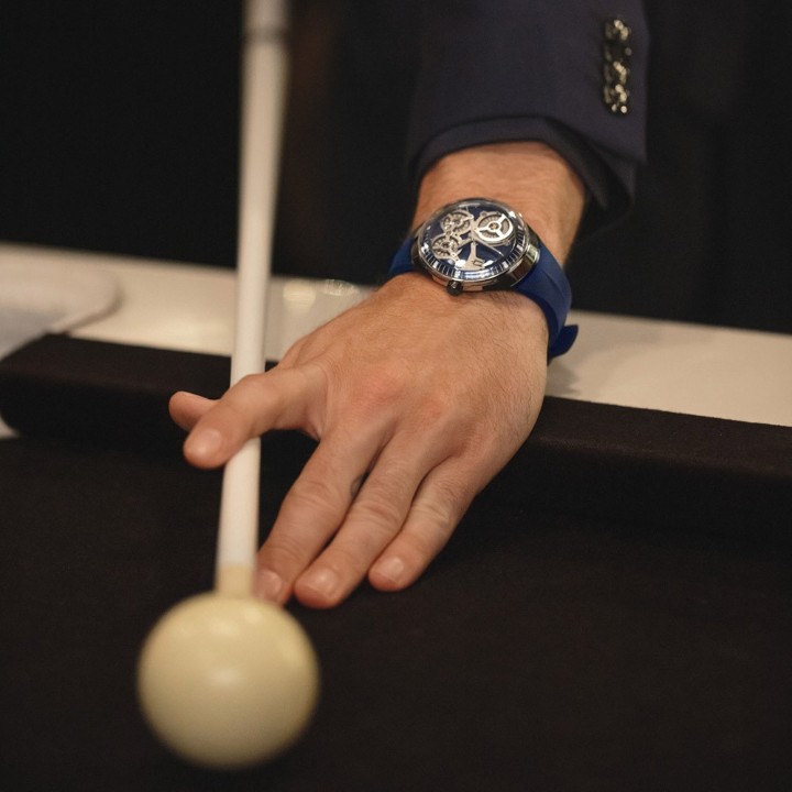 Obrázok z Bulova Accutron DNA Casino Limited Edition