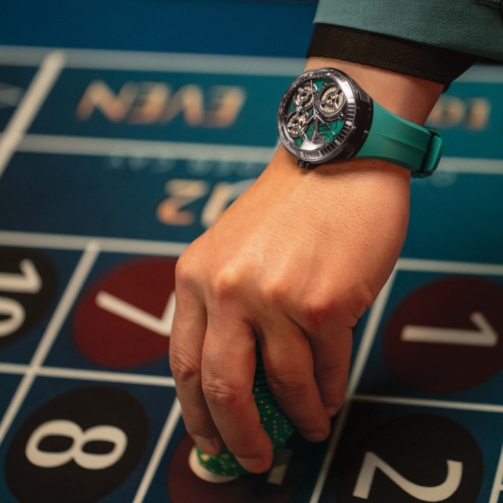 Obrázok z Bulova Accutron DNA Casino Limited Edition