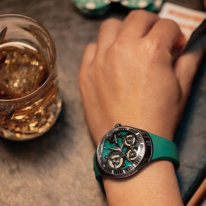Obrázok z Bulova Accutron DNA Casino Limited Edition