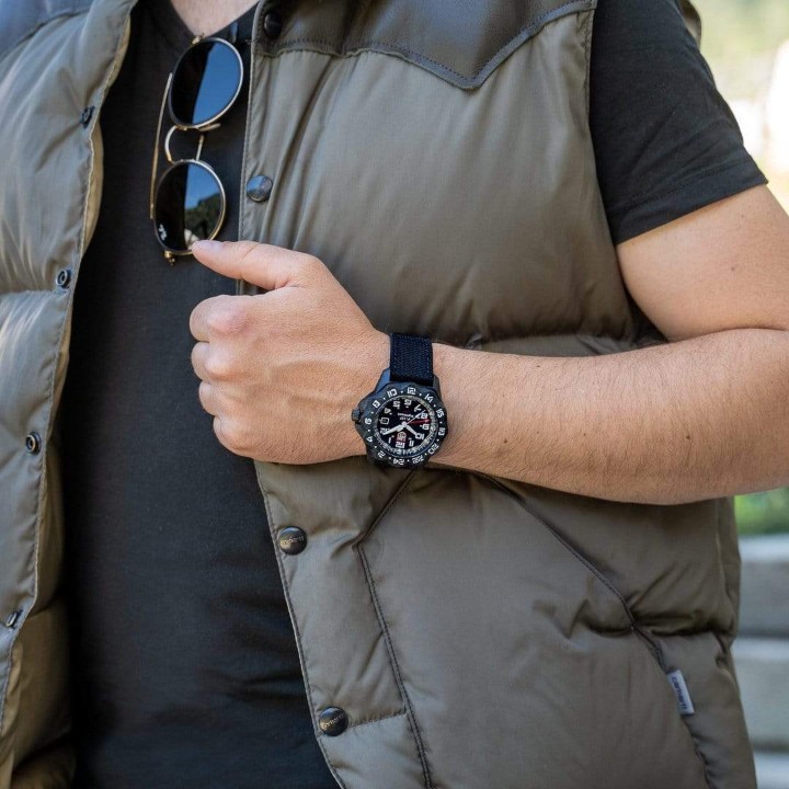 Obrázok z Luminox F-117 Nighthawk™ 6440 Series