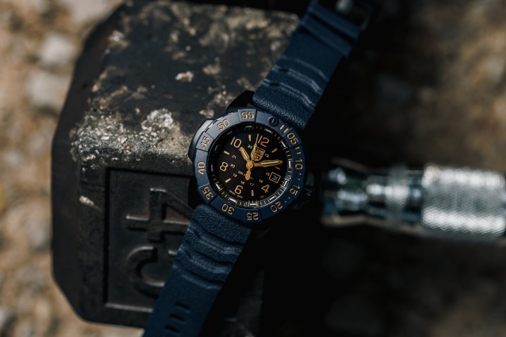 Obrázok z Luminox Navy SEAL Foundation 3250 Back to the Blue Series