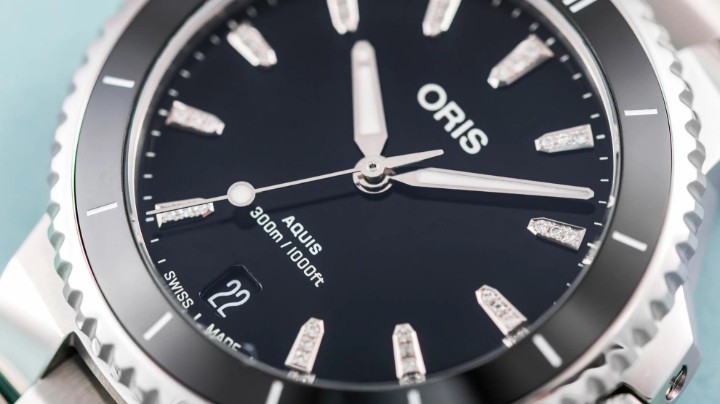 Obrázok z Oris Aquis Date Diamonds