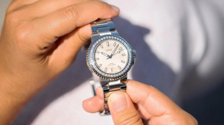 Obrázok z Oris Aquis Date Diamonds