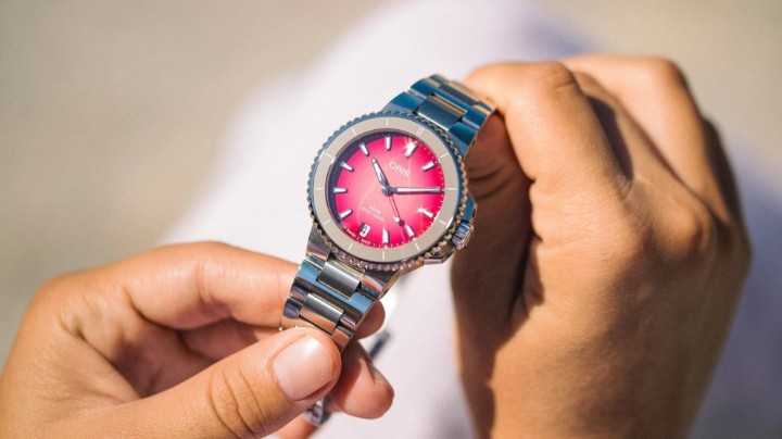 Obrázok z Oris Aquis Date Taste of Summer 2025