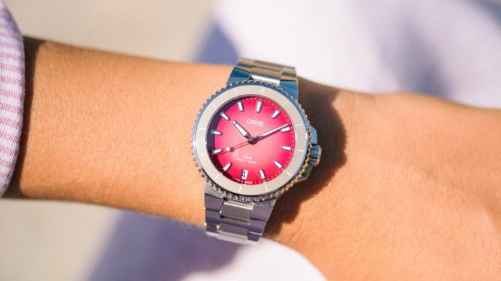 Obrázok z Oris Aquis Date Taste of Summer 2025