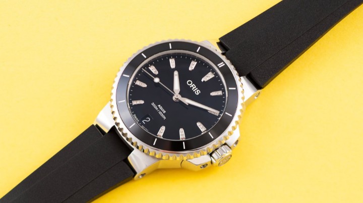 Obrázok z Oris Aquis Date Diamonds