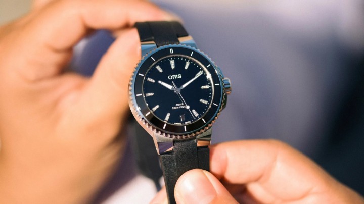 Obrázok z Oris Aquis Date Diamonds