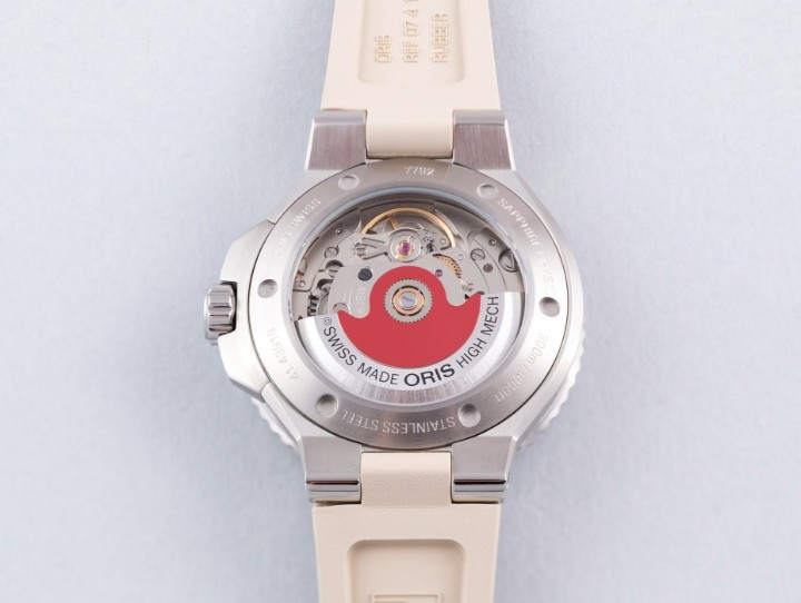 Obrázok z Oris Aquis Date Diamonds