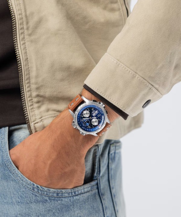 Obrázok z Hamilton Khaki Aviation X-Wind Auto Chrono