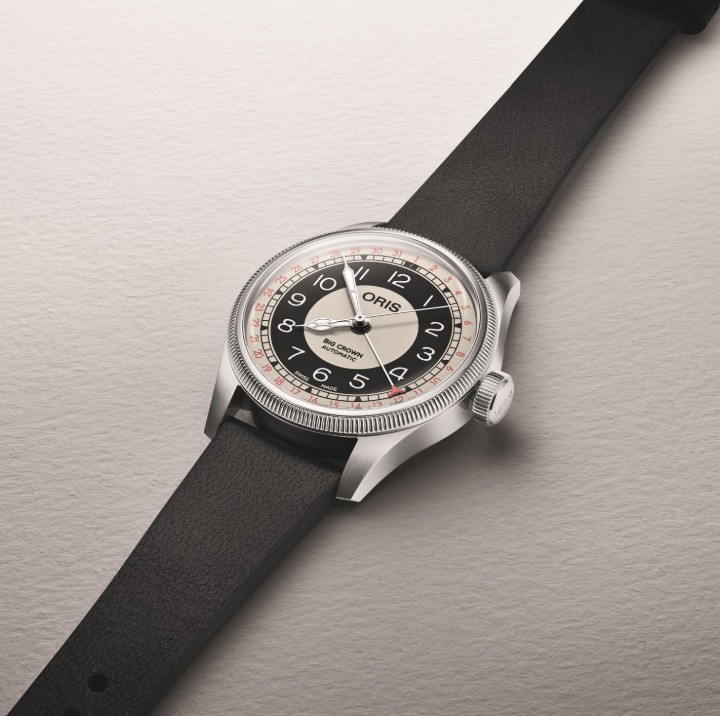 Obrázok z Oris Big Crown Pointer Date Bullseye