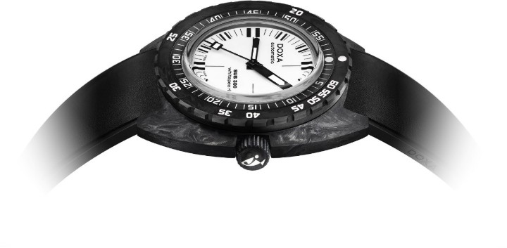 Obrázok z Doxa SUB 300 Carbon Whitepearl