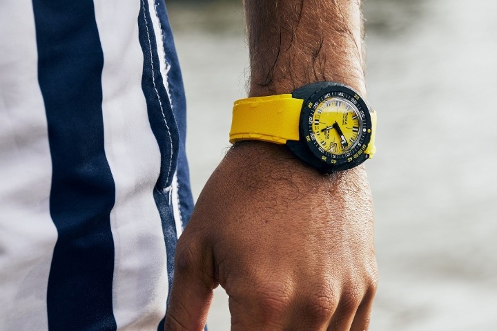 Obrázok z Doxa SUB 300 Carbon Divingstar