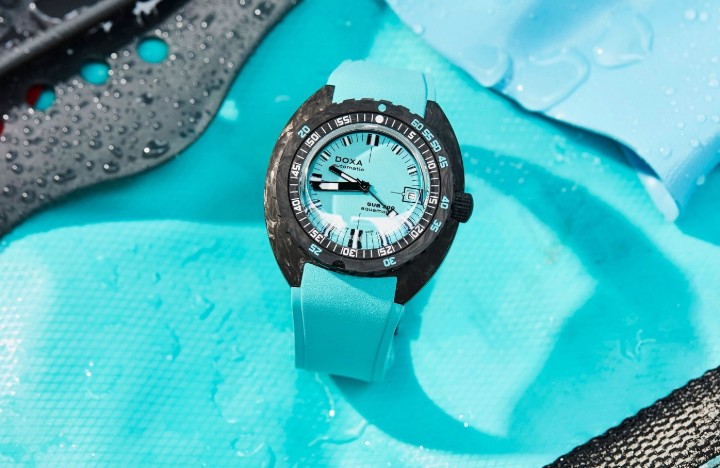 Obrázok z Doxa SUB 300 Carbon Aquamarine