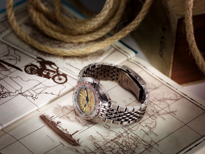 Obrázok z Doxa SUB 300T Clive Cussler Edition