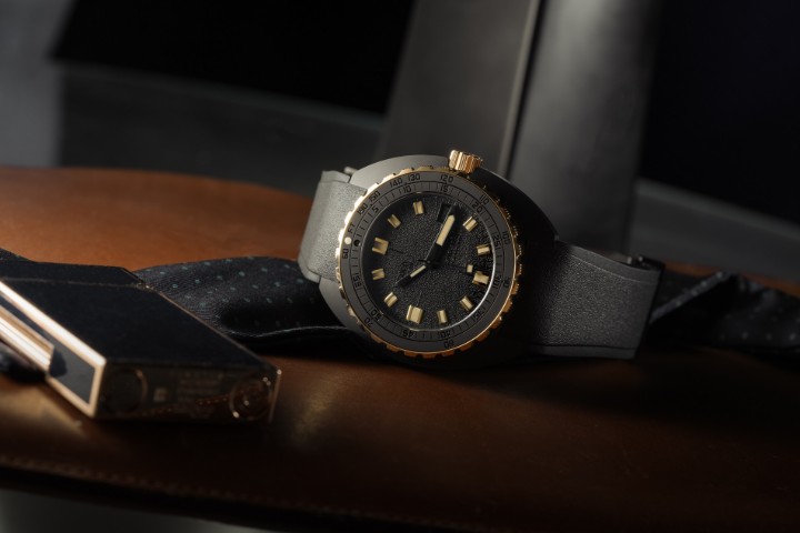 Obrázok z Doxa SUB 300β Sharkhunter