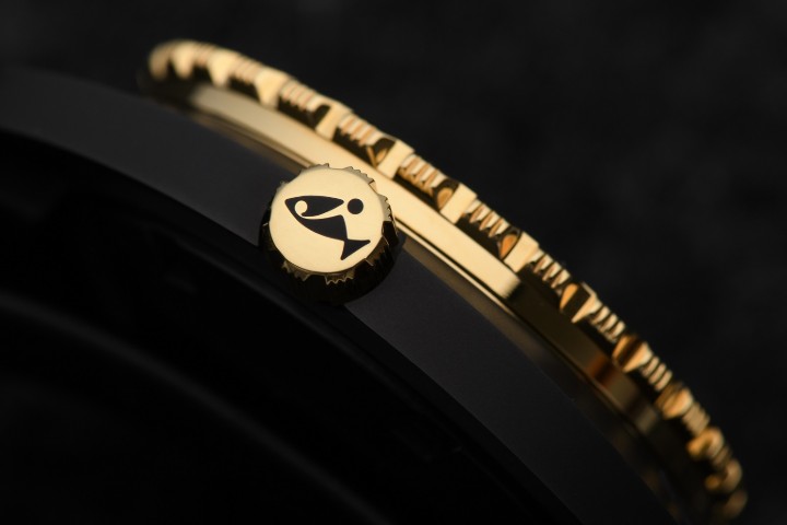 Obrázok z Doxa SUB 300β Sharkhunter