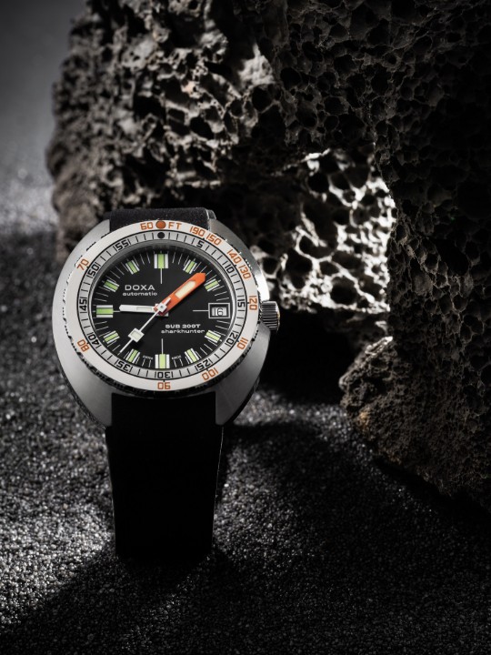 Obrázok z Doxa SUB 200T Sharkhunter