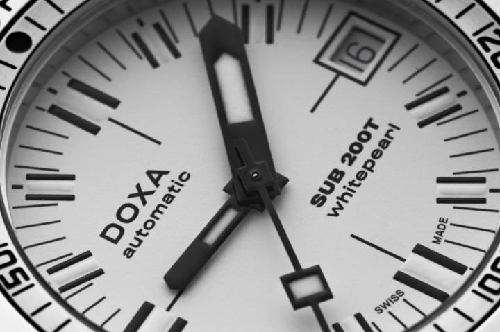 Obrázok z Doxa SUB 200T Whitepearl