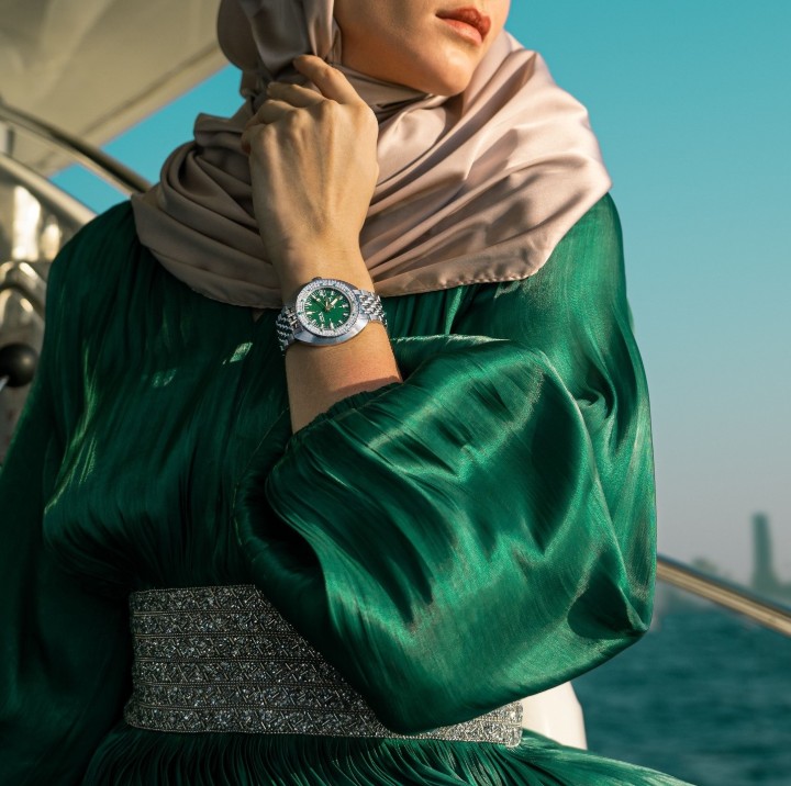 Obrázok z Doxa SUB 200T Diamonds Sea Emerald