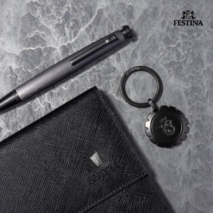 Obrázok z Sada klíčenka + pouzdro na karty + kuličkové pero Festina