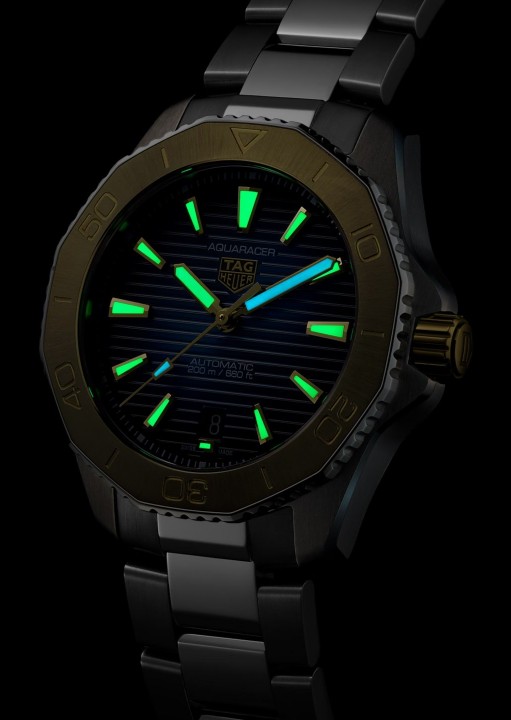 Obrázok z Tag Heuer Aquaracer Professional 200