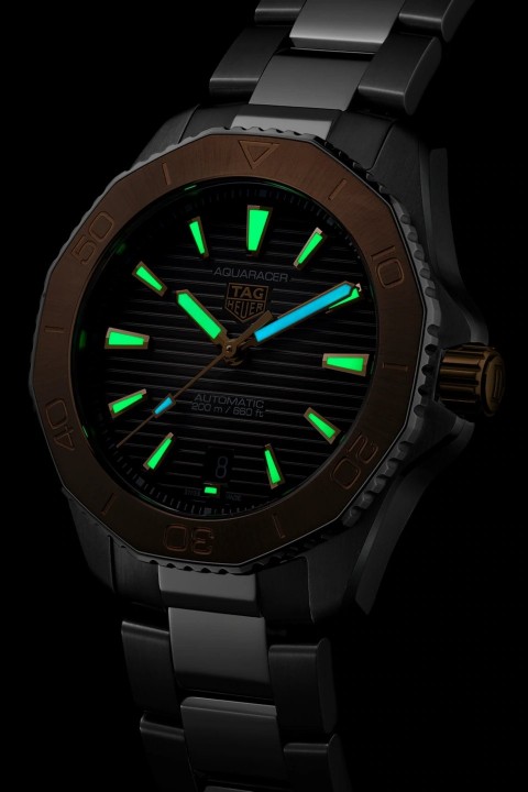 Obrázok z Tag Heuer Aquaracer Professional 200