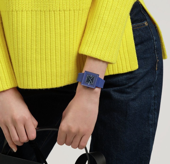 Obrázok z Swatch Squarely Blacklight