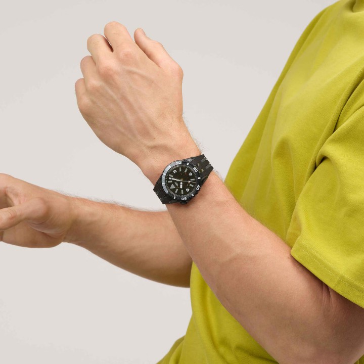 Obrázok z Swatch Black Sea Nettle