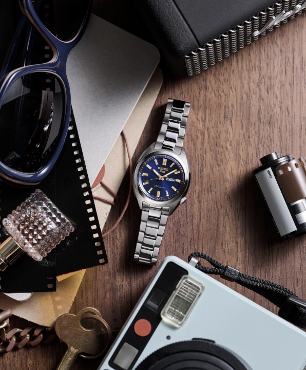 Obrázok z Seiko 5 Sports SNXS ‘Denim Blue’