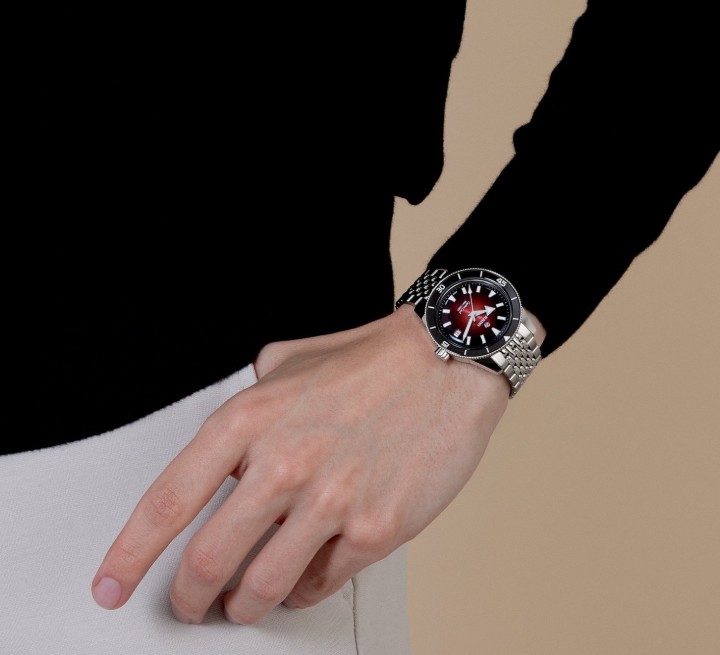 Obrázok z Rado Captain Cook Automatic