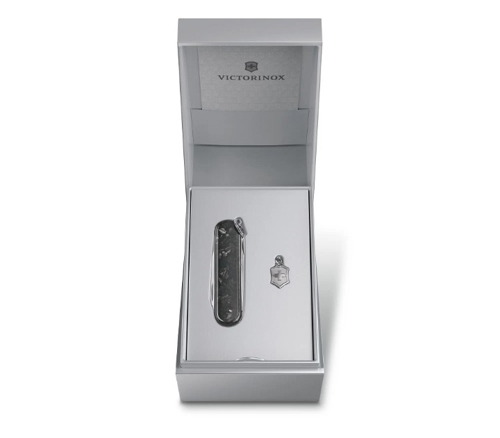 Obrázok z Kapesní nůž Victorinox Classic SD Brilliant Carbon
