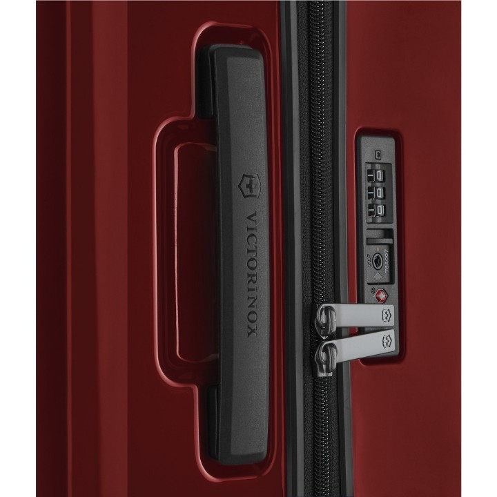 Obrázok z Kufr Victorinox Airox Medium Hardside