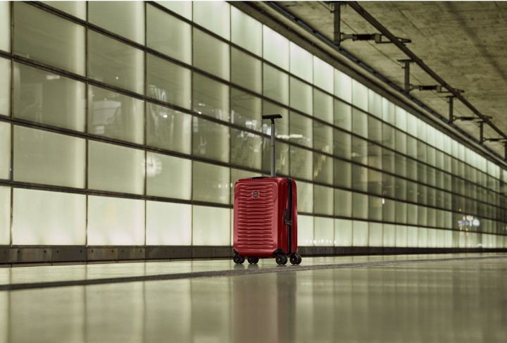 Obrázok z Kabinový kufr Victorinox Airox Hardside