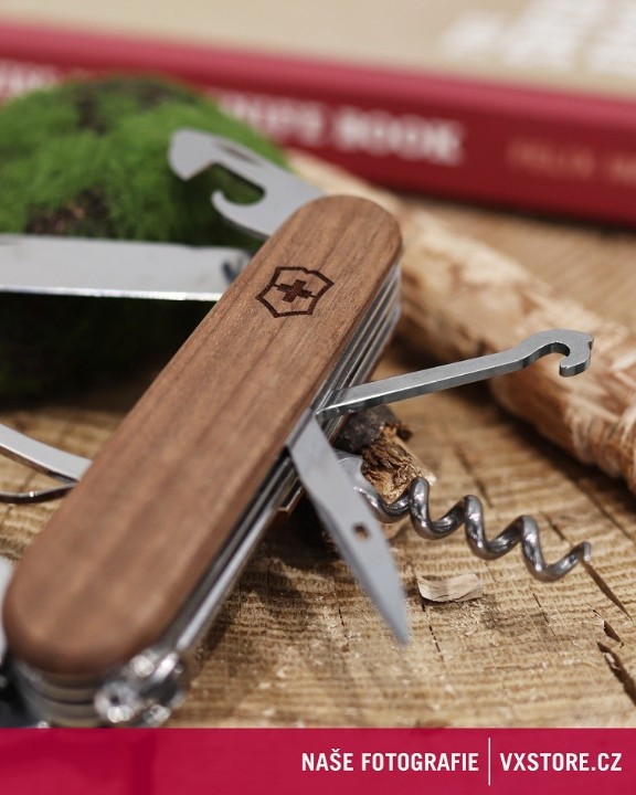 Obrázok z Kapesní nůž Victorinox Huntsman Wood