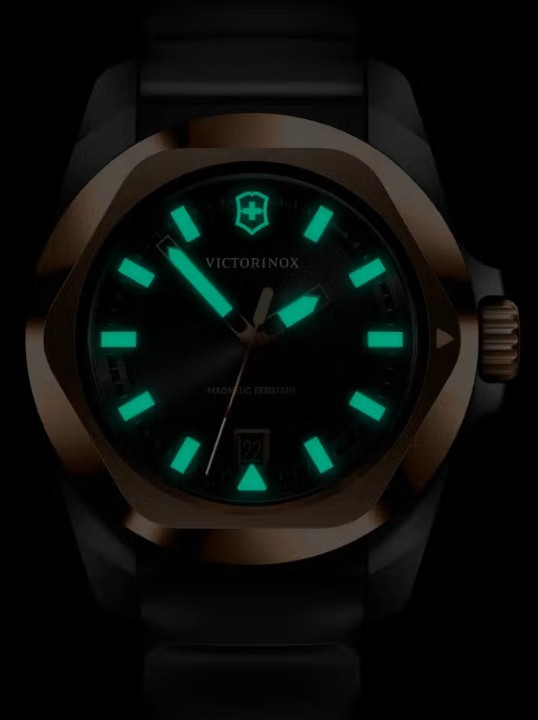 Obrázok z Victorinox I.N.O.X.