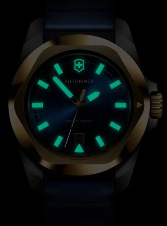 Obrázok z Victorinox I.N.O.X.