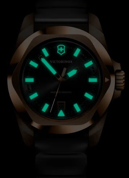 Obrázok z Victorinox I.N.O.X.