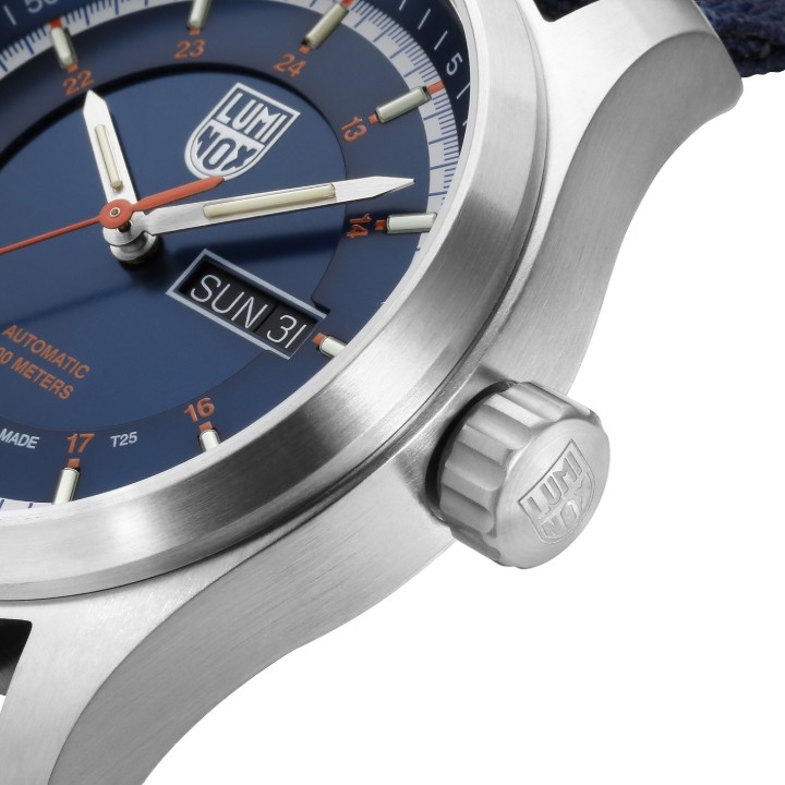 Obrázok z Luminox Atacama Field Automatic 1900 Series