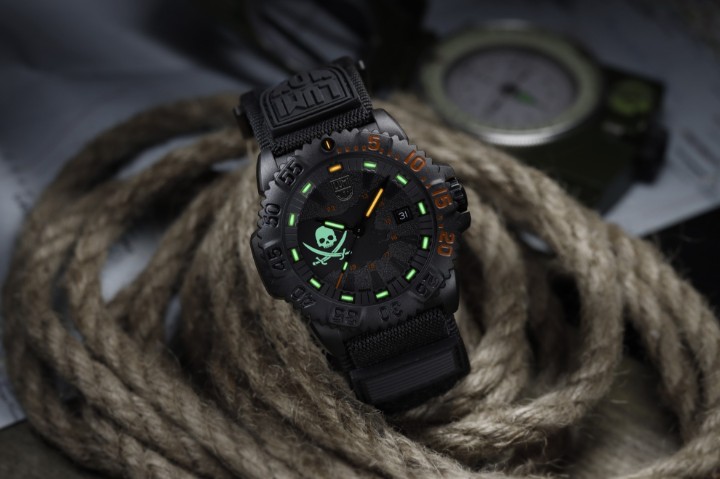 Obrázok z Luminox Navy SEAL Pirates Limited Edition