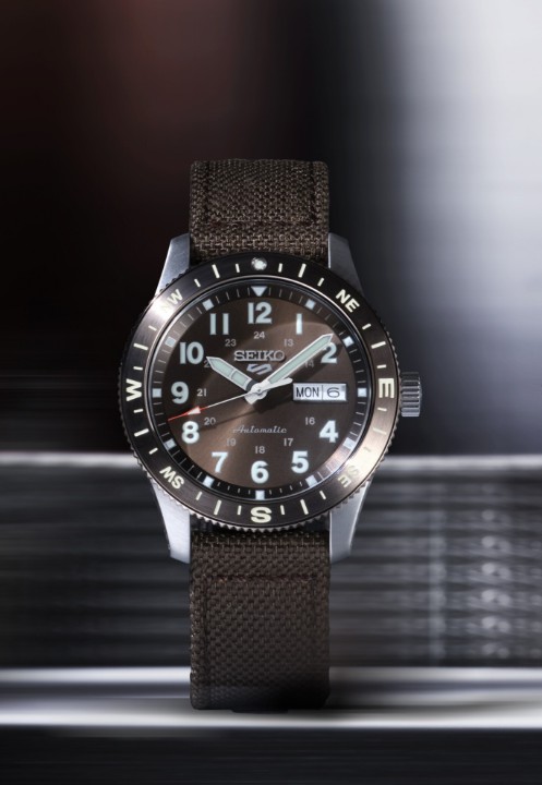 Obrázok z Seiko 5 Sports Field Style