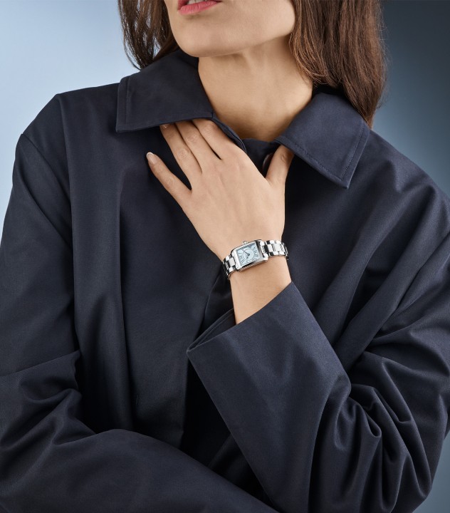 Obrázok z Frederique Constant Classics Carrée Ladies