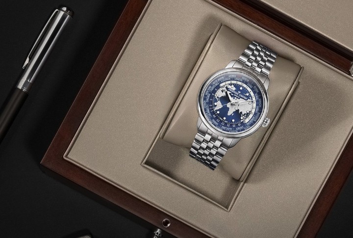 Obrázok z Frederique Constant Classics Worldtimer Manufacture