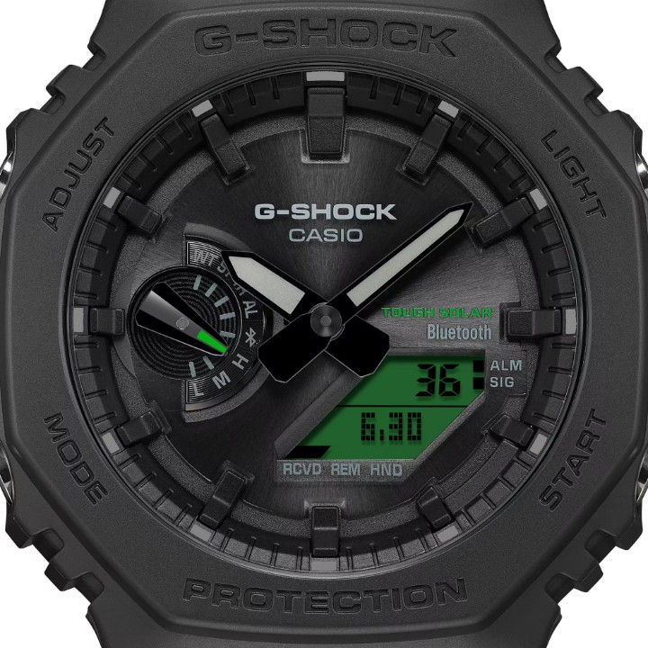Obrázok z Casio G-Shock Carbon Core Guard Tough Solar Bluetooth Black and Electro Green