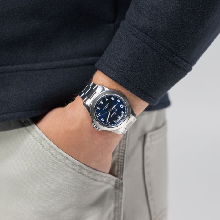 Obrázok z Hamilton Khaki Field King Day-Date