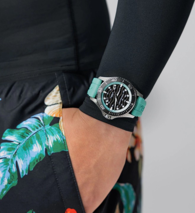 Obrázok z Hamilton Khaki Navy Scuba Auto