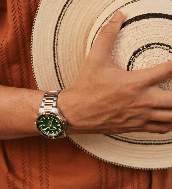 Obrázok z Bulova Marine Star Series B Automatic
