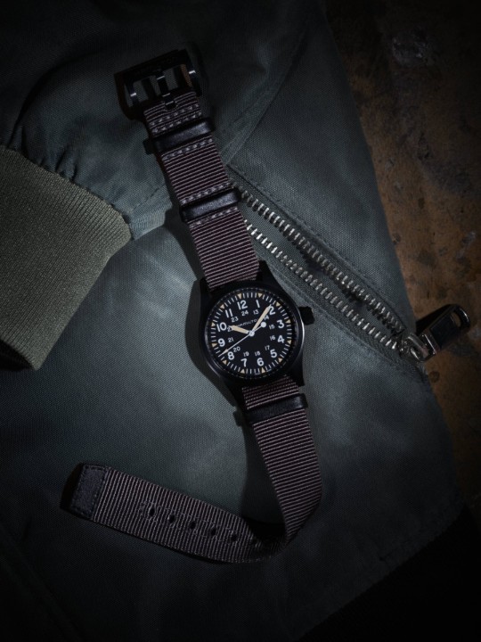 Obrázok z Hamilton Khaki Field Mechanical