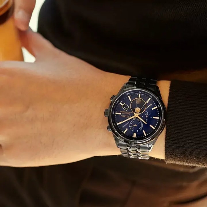 Obrázok z Citizen Eco-Drive Radio Controlled Moonphase
